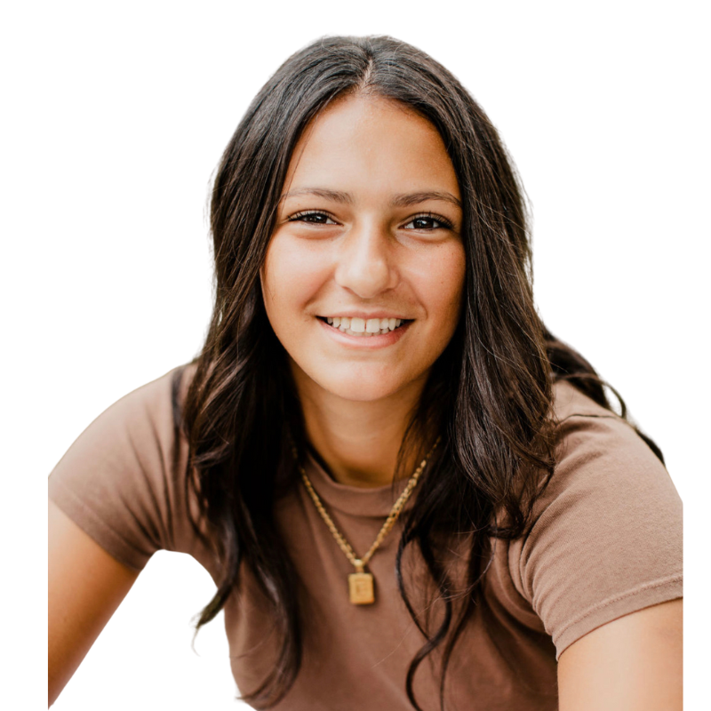 Emma Tavilla Headshot